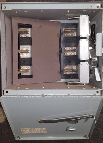 Siemens ITE VMS365T 400 Amp 600 Volt 3 P Fusible Disconnect Vacu Break Switch.2