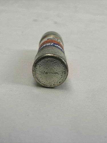 FERRAZ SHAWMUT ATDR8 AMP-TRAP 2000 CLASS CC FUSE 8AMP 600VAC 300VDC (LOT OF 4)4