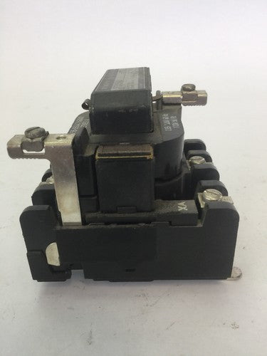 GE CR305A0 SIZE 00 CONTACTOR 600VAC 10A 2HP 3PH 55-153472G002 COIL 115-120V 60HZ4