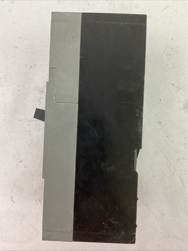 ITE FXD63B225 SENTRON SERIES CIRCUIT BREAKER 225AMP 600VAC 3POLE SIEMENS3