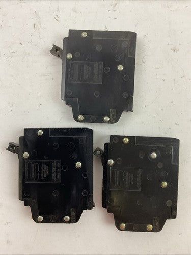 CROUSE-HINDS MM115 CIRCUIT BREAKER 15AMP 1POLE 120/240VAC LEFT CLIP (LOT OF 3)4