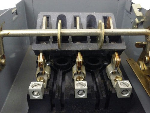 WESTINGHOUSE HU-322 SAFETY SWITCH 60A, 240V, 3P, NON FUSIBLE, 15-30 H.P., NEW4