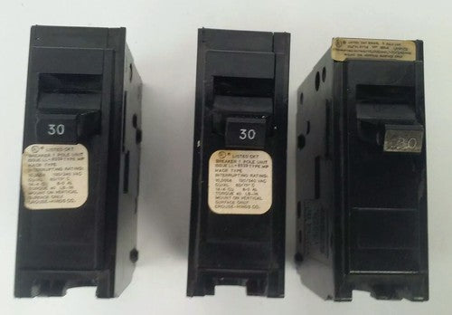 CROUSE HINDS MP130 CIRCUIT BREAKER 1P 120/240VAC 30A TYPE MP (LOT OF 3)2