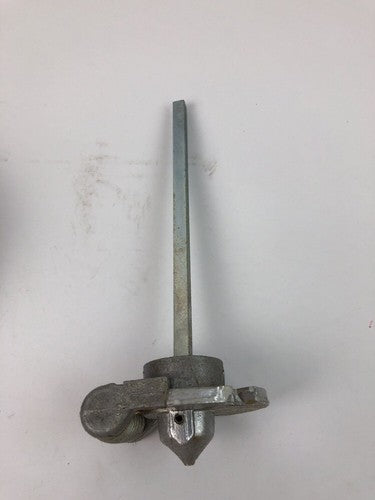 CUTLER HAMMER MOTOR CIRCUIT SWITCH COVER OPERATING MECHANISM 10904H20C2