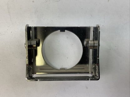 ALLEN BRADLEY 800T-N314 PADLOCK ATTACHMENT FOR USE W/ 800H PUSH-PULL (LOT OF 2)5