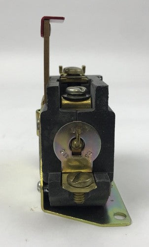 Square D 9065 ARO-1R Thermal Overload Relay 600 V Max AC 250 V Max DC 25 Amperes3