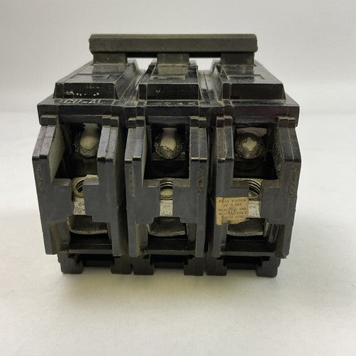 GE THQB32015 BOLT-ON CIRCUIT BREAKER 15AMP 3POLE 240VAC1