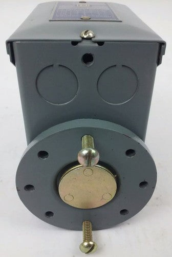 SQUARE D 9013 AHG-3S1 PRESSURE SWITCH, 550V, 2P, 3PH, 5HP, NEW OTHER, 9013 AHG2