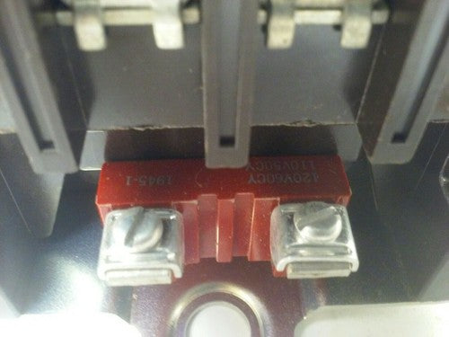 CUTLER HAMMER C10AG3 SER.A1 CONTACTOR 3PH 575V 9A 2HP SIZE 00 120V COIL4