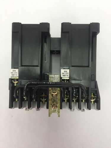 ALLEN BRADLEY 104-A09NZ243 REVERSING CONTACTOR SER A 600VAC 9A 5HP COIL 24VDC9