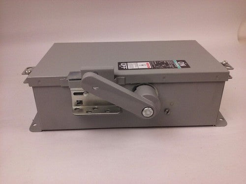 SIEMENS F352H, SER. A, 600VAC, 60A, 3PH, H.D. TYPE 12 ENCLOSED SWITCH INDOOR,NEW8