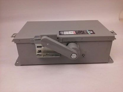 SIEMENS F352H, SER. A, 600VAC, 60A, 3PH, H.D. TYPE 12 ENCLOSED SWITCH INDOOR,NEW8