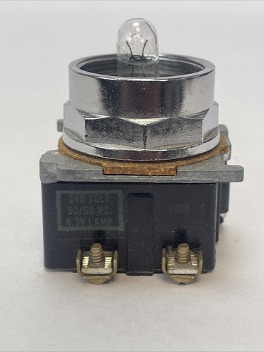 CUTLER HAMMER 10250T182 STD. IND. LIGHT TRANS. 1 HOLE MTG. 240V 50-60HZ2