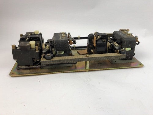 CLARK CONTROLLER CO. X3OU31 REVERSING MAGNETIC STARTER, 110/220/440/600V, NEW4