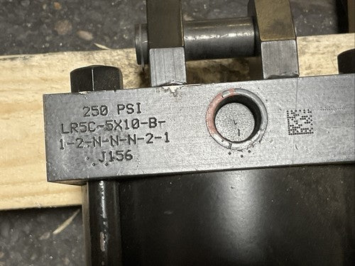 EATON HYDRO-LINE LR5C-5X10-B-1-2-N-N-N-2-1 PNEUMATIC CYLINDER 250PSI1