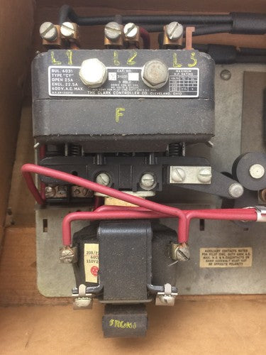 CLARK CONTROLLER X31U31-26 MAGNETIC REVERSING STARTER 600VAC SIZE 1 208/220V 60H3