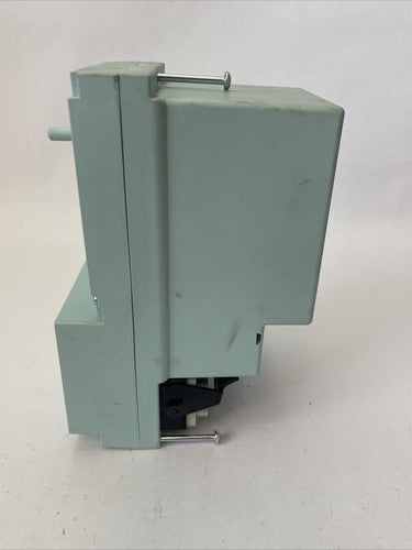 SIEMENS ASM 3RK1304-0HS00-8AA0 DISCONNECT MODULE 400VAC 25A 3PH6