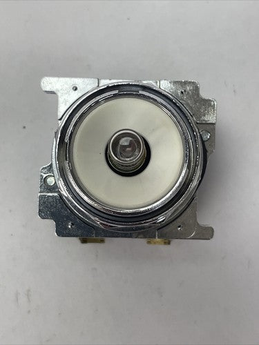 CUTLER HAMMER 10250T202N STD. IND. LIGHT RESISTOR 240V 1 HOLE MTG. SERIES B21