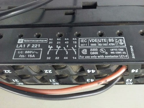 TELEMECANIQUE LC1FH43 CONTACTOR 3PH 600VAC 150HP 200A LA1F221 LX4 FH 190VDC6