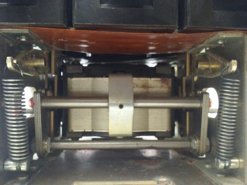 ARROW HART AH30-531-U20 CONTACTOR, 3P, 300A, 600V,SIZE 5,120V COIL,CONTACTS GOOD8