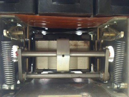 ARROW HART AH30-531-U20 CONTACTOR, 3P, 300A, 600V,SIZE 5,120V COIL,CONTACTS GOOD8