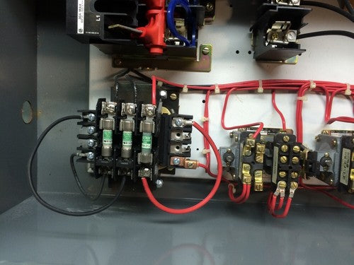 SQUARE D SIZE 1 TWO SPEED COMBO BOX STARTER 30A 8810DCA4V81A11C7FF4P58P59R1R3T114