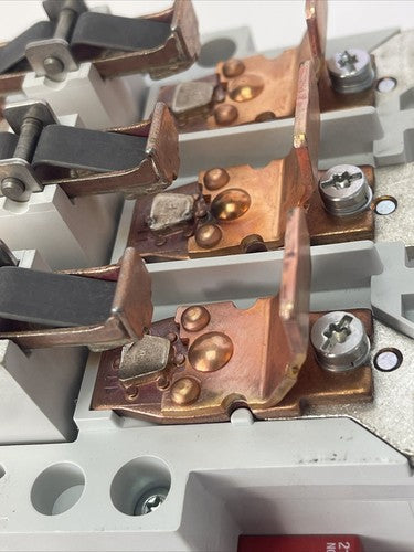 ALLEN BRADLEY 100S-D95EN22C CONTACTOR 600VAC 160A 75HP SER B 100-DFSV 5009