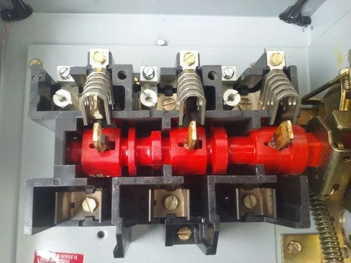 GE TH3361J MODEL 10 SAFETY SWITCH 3PH 30A 600V 20HP TYPE 1,5,12 ENCLOSURE6