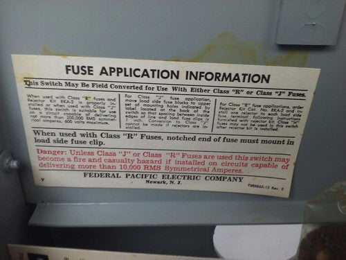 FPE RH1336R FUSIBLE SAFETY SWITCH 3P, 30A, 600VAC,3 WIRE,3 BLADES,20HP RAINPROOF6