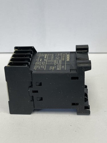 SIEMENS - 3TF2010-0BB4 - CONTACTOR - SIZE 00, 3-POLE AC-3, 4KW/400V, DC 24V5
