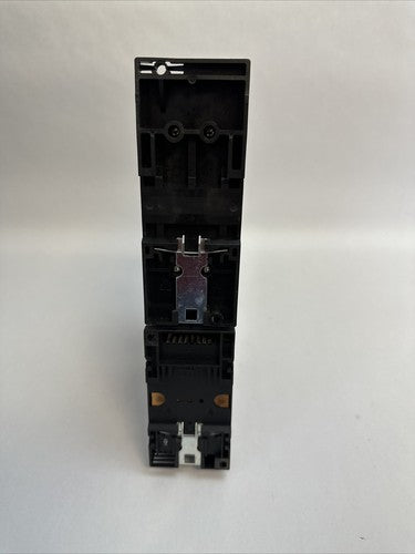 SIEMENS STARTER 3RV1031-4EA10 600VAC 22-32A 30HP 3RT1034-1BB40 3RT1936-1TR009