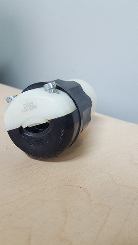 LEVITON 2323  TWIST LOCK  2pole-3wire Black 20A-250V0