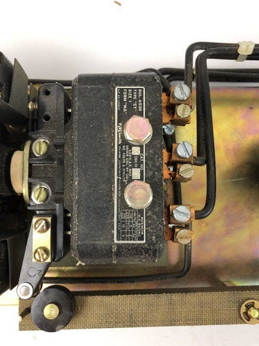 CLARK CONTROLLER CO. X3OU31 REVERSING MAGNETIC STARTER, 110/220/440/600V, NEW5