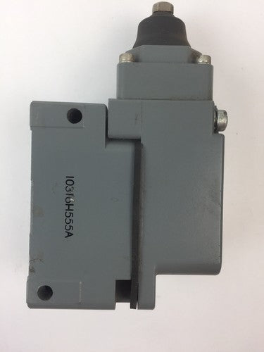 CUTLER HAMMER 10316H6815B TYPE L LIMIT SWITCH 600VAC 3