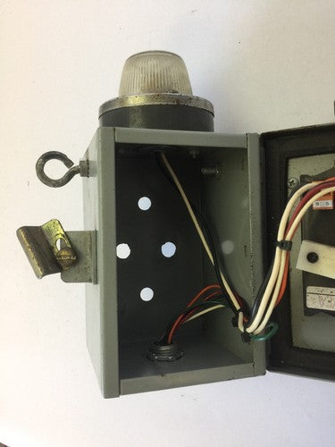 STRATOLITE #105  SAE-R(2)-72 D.O.T.  PM-392 ENCLOSURE 6