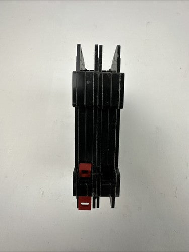 CUTLER HAMMER QCR2015T QUICKLAG INDUSTRIAL CIRCUIT BREAKER 15A 120/240VAC 2POLE5