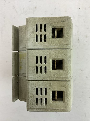 GOULD US3J3I FUSE HOLDER 30A 600V USE CLASS J FUSES HRC-I4
