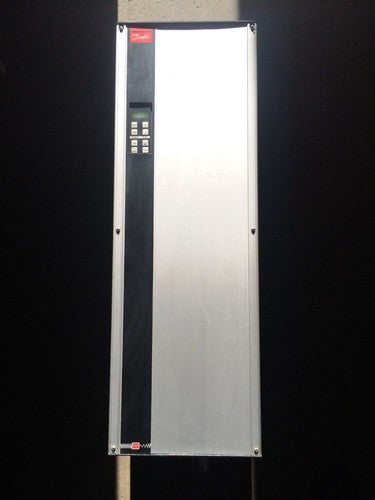 DANFOSS VLT TYPE 3016 175H4473 ADJUSTABLE FREQUENCY DRIVE 20HP  3x200-230 V0