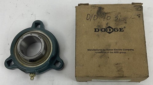 DODGE  LF-SC-107 FLANGE MOUNT BEARING 1-7/16"0
