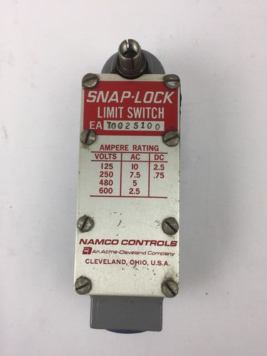 NAMCO CONTROL SNAP-LOCK EA70025100 LIMIT SWITCH 600 VAC 250 VDC 0