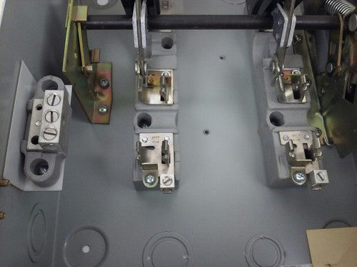 CHALLENGER H1622SN, H.D. SAFETY SWITCH, TYPE 1 INDOOR, 60A, 240V, FUSIBLE, NEW4