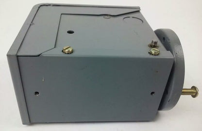 SQUARE D 9013 AHG-3S1 PRESSURE SWITCH, 550V, 2P, 3PH, 5HP, NEW OTHER, 9013 AHG4