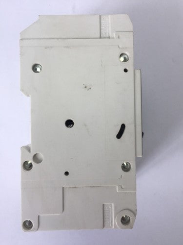 SIEMENS NGG3B015 CIRCUIT BREAKER 600Y/347 VAC 250 VDC 15 AMP 3 POLE TYPE NGG3