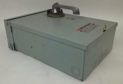 FPE RH1336R FUSIBLE SAFETY SWITCH 3P, 30A, 600VAC,3 WIRE,3 BLADES,20HP RAINPROOF9