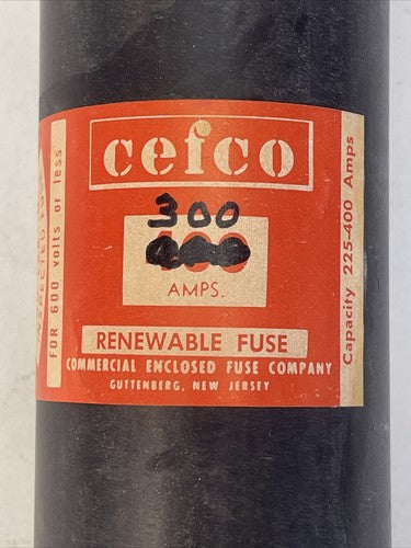 CEFCO 300AMP RENEWABLE FUSE 600V1