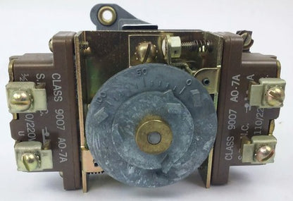 SQ. D CLASS 8921 TYPE FO-3, MOTOR DRIVEN TIMER UNIT 8921-FO3, 208-220/240V, 60HZ9