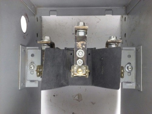 ARROW-HART BUSSWAY, 30AMP 3PH, 3W, 480V, MAX H.P. 20, FUSIBLE, DISCONNECT, USED 5