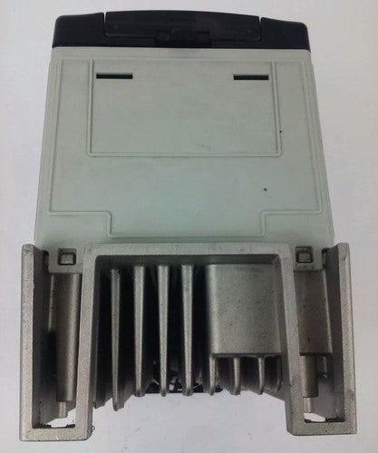 ALLEN BRADLEY POWER FLEX 70 20A-D2P1A3AYNNNC0 SER. A,3PH,480V, 1HP, W/ 20-HIM-A39