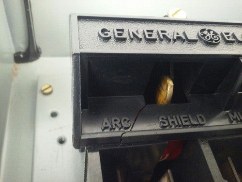 GE TH3361J MODEL 10 SAFETY SWITCH 3PH 30A 600V 20HP TYPE 1,5,12 ENCLOSURE5