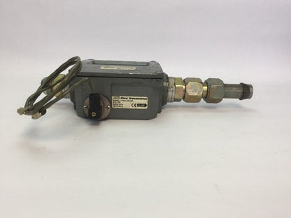 HEDLAND H760A-030-MR MR FLOW TRANSMITTER 3500PSI 241 BARS MAX OIL3